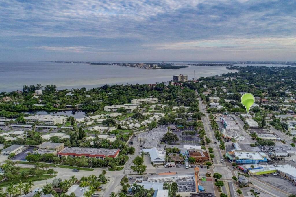 Heat Of Siesta Village Walk To Beach W Heated Pool Siesta Key Extérieur photo